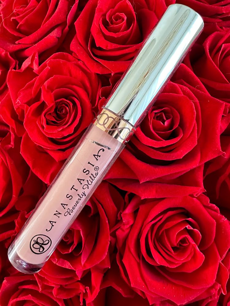 Anastasia Beverly Hills liquid pure hollywood szminka pomadka