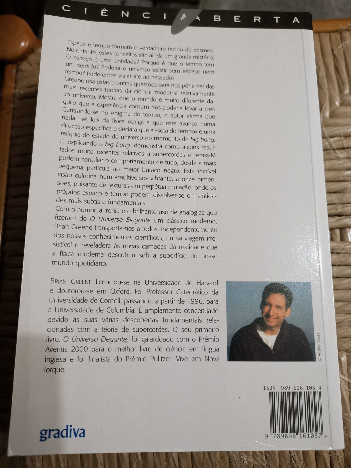 Livro o Tecido do Cosmos de Brian Greene