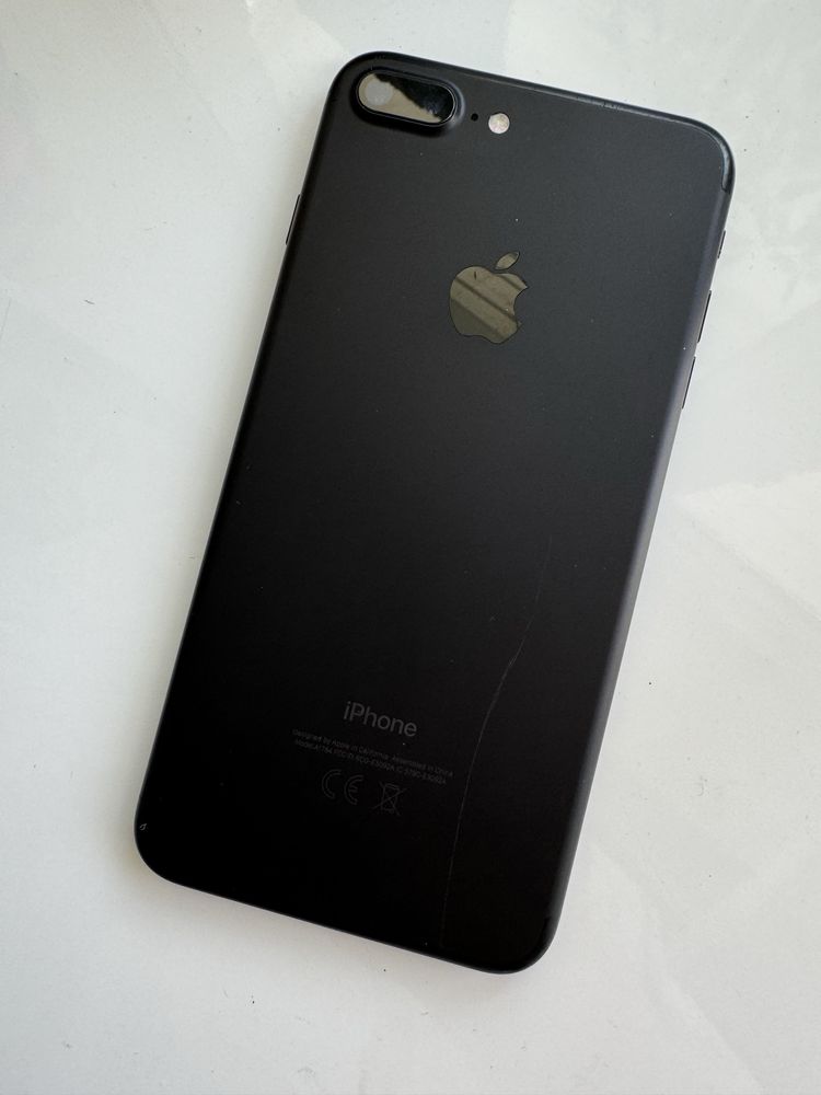 Iphone 7 plus 32 gb чорний колір
