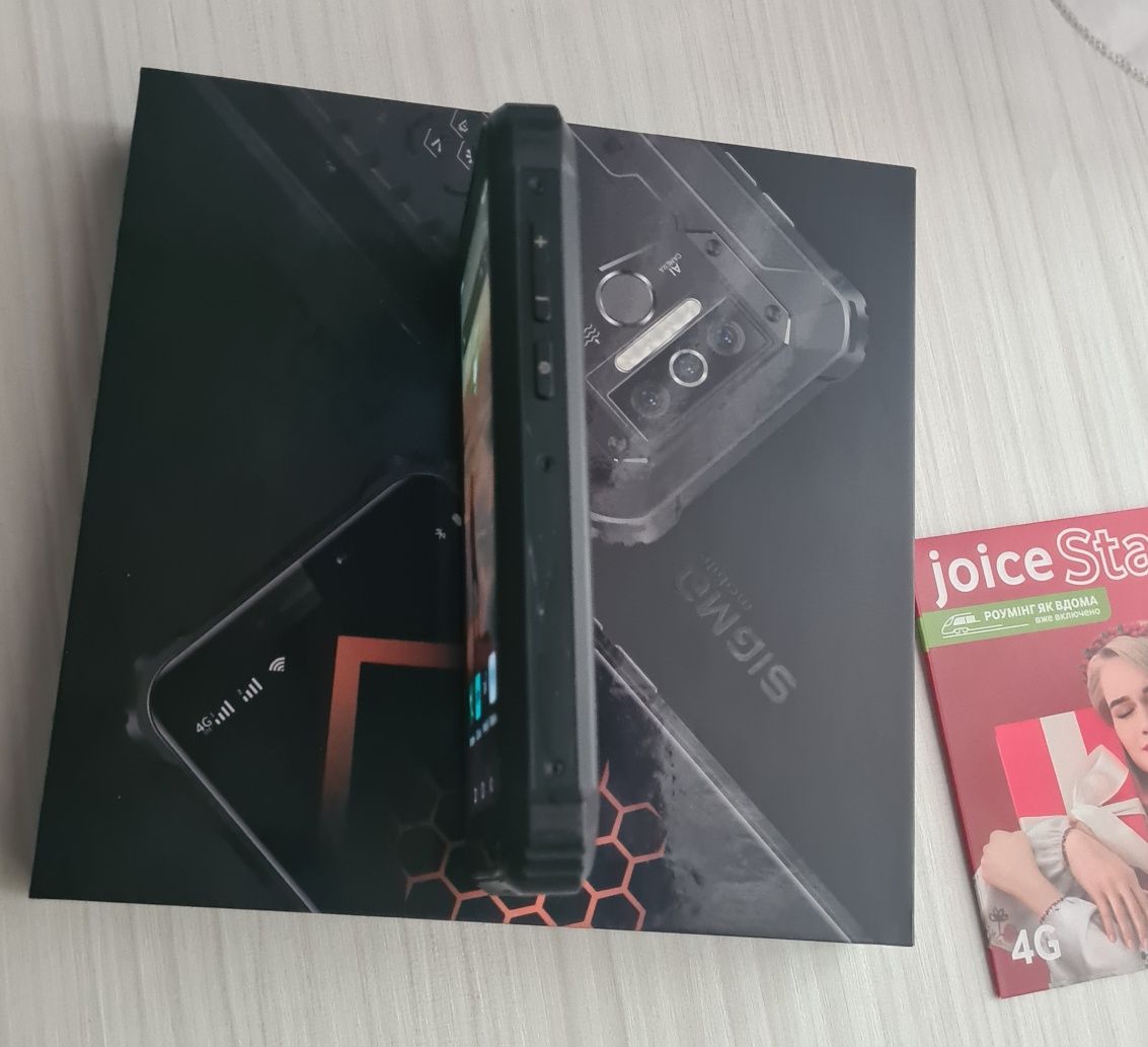 Смартфон Sigma X- treme PQ38  + Подарок