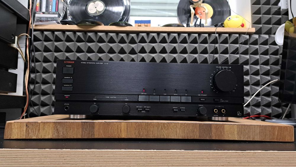 Wzmacniacz Luxman LV-112