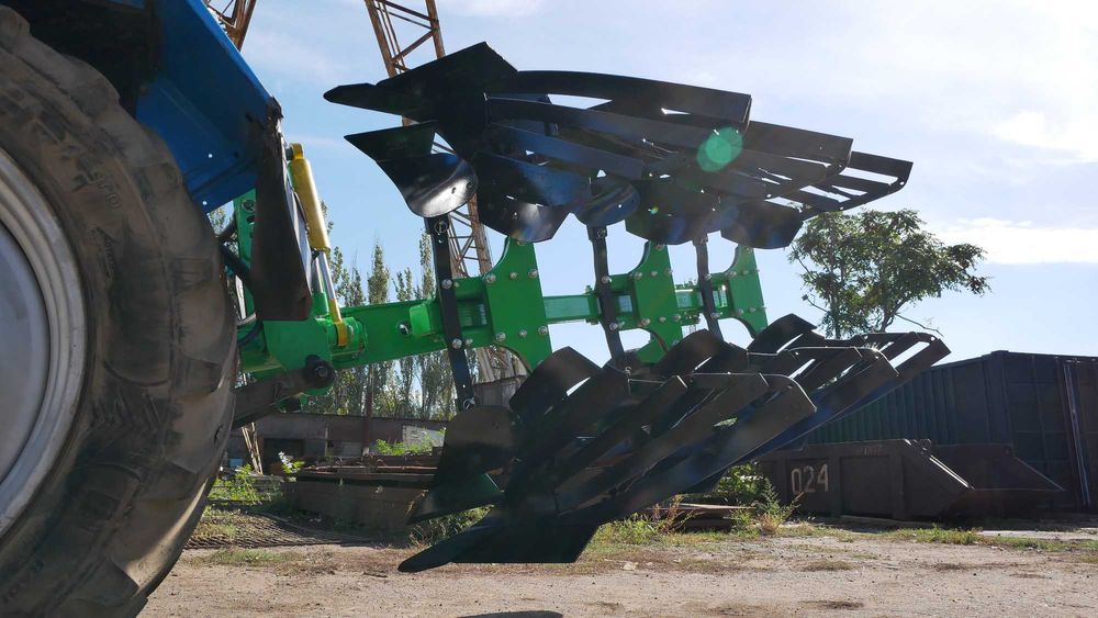 Плуг оборотний Велес Агро ПОН-2-35+1