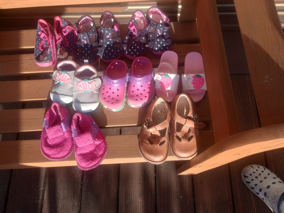 Buty dla dziewczynki 8 par, 19-23