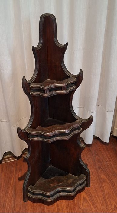 Móvel de canto com 3 prateleiras