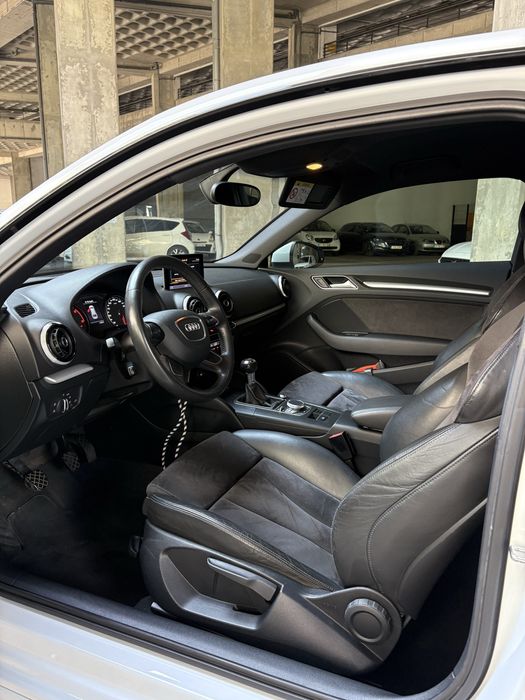 Audi A3 alcantara