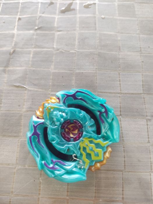 Бейблейд Калзар оригінал