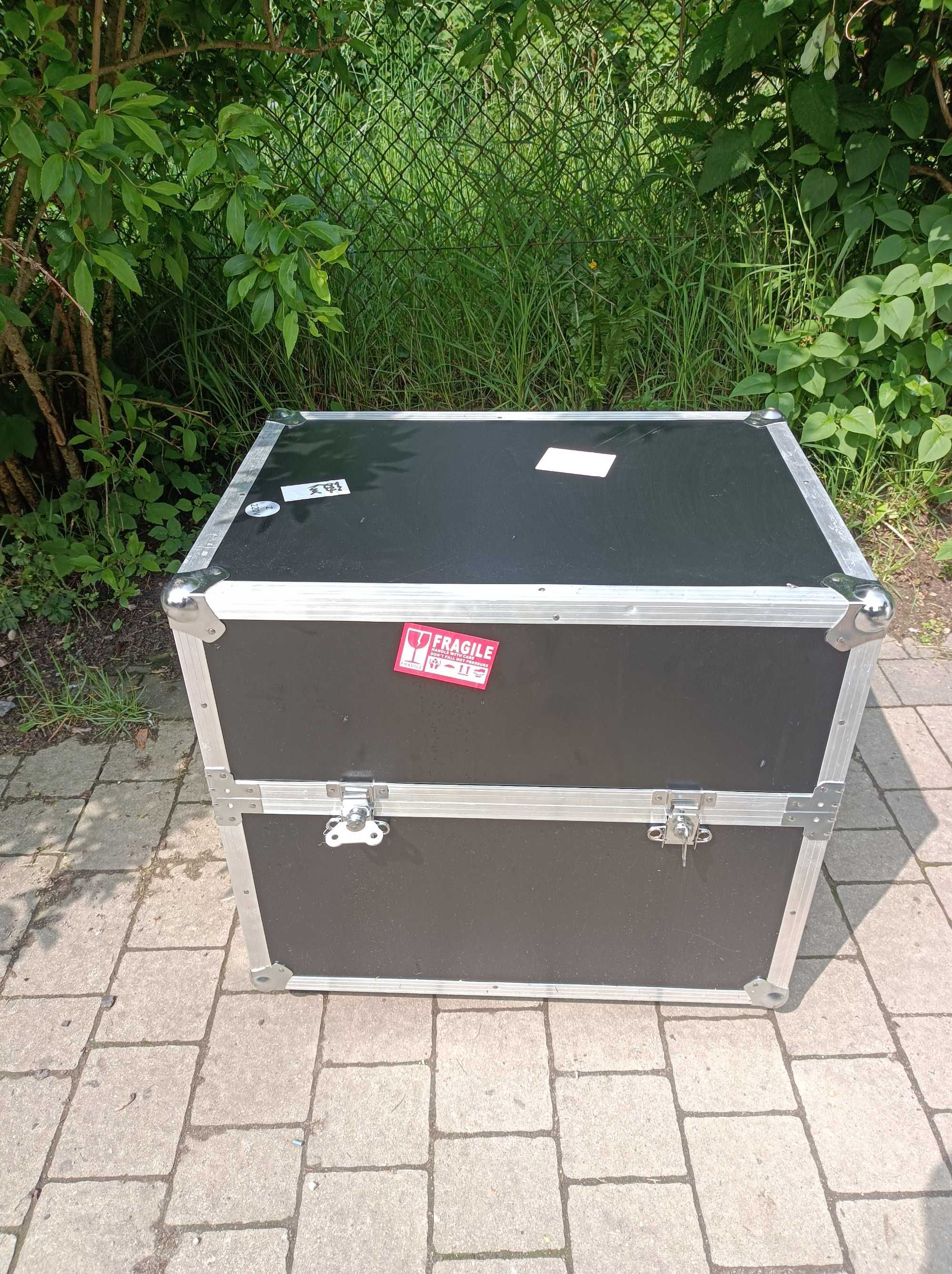 Skrzynia transportowa , case , walizka