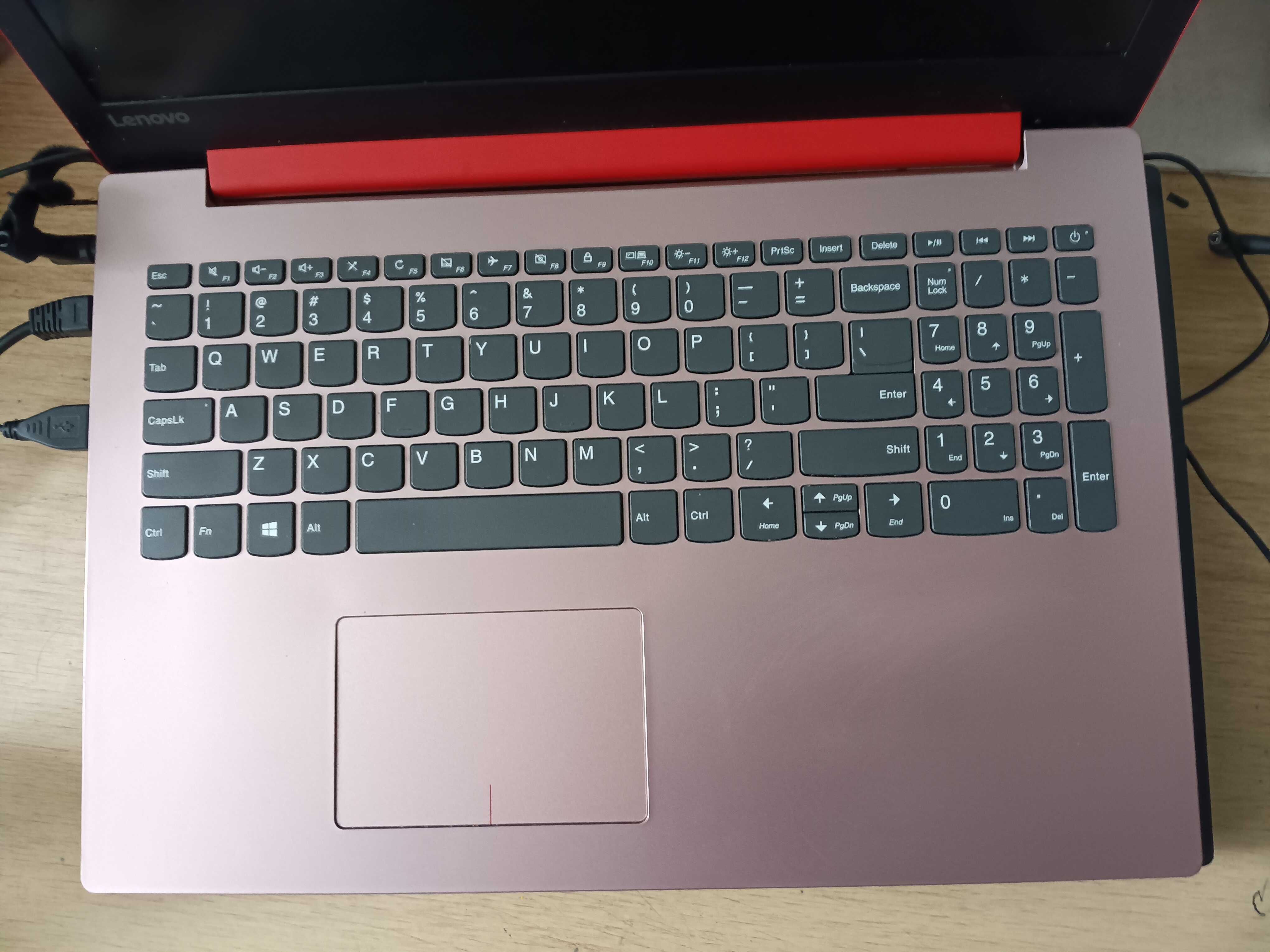 Windows 11/ 15,6 inch  Fhd IPS/intel i3-8120u/ram 8GB  DDR4/SSD480gb