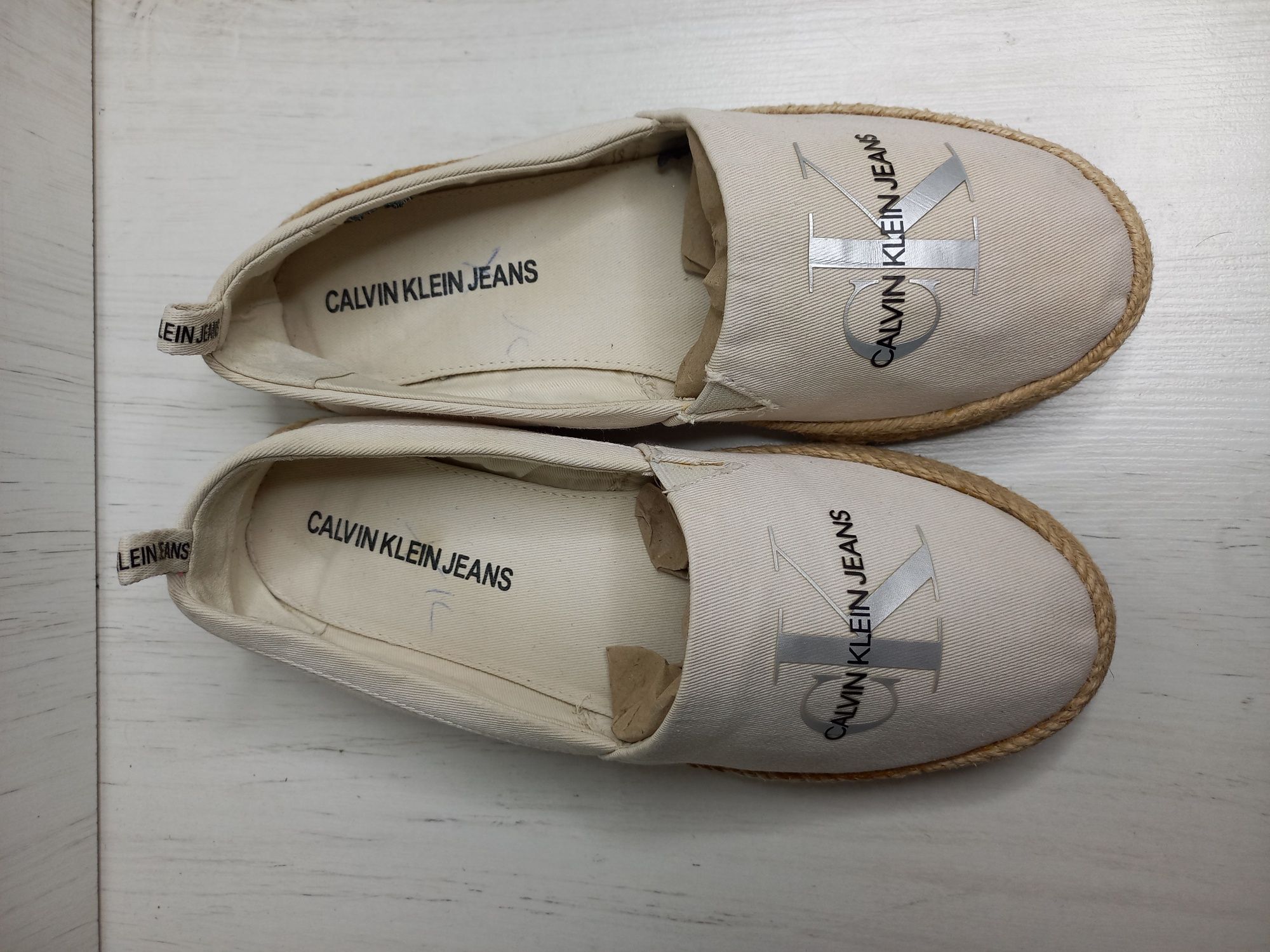 Експадрилі Calvin klein (оригінал)