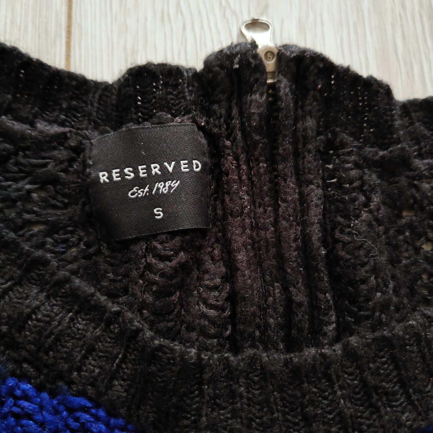 Sweter chabrowy w czarne paski Reserved rozmiar S