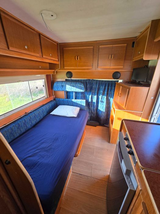 Autocaranava IVECO com GARAGEM de MOTA