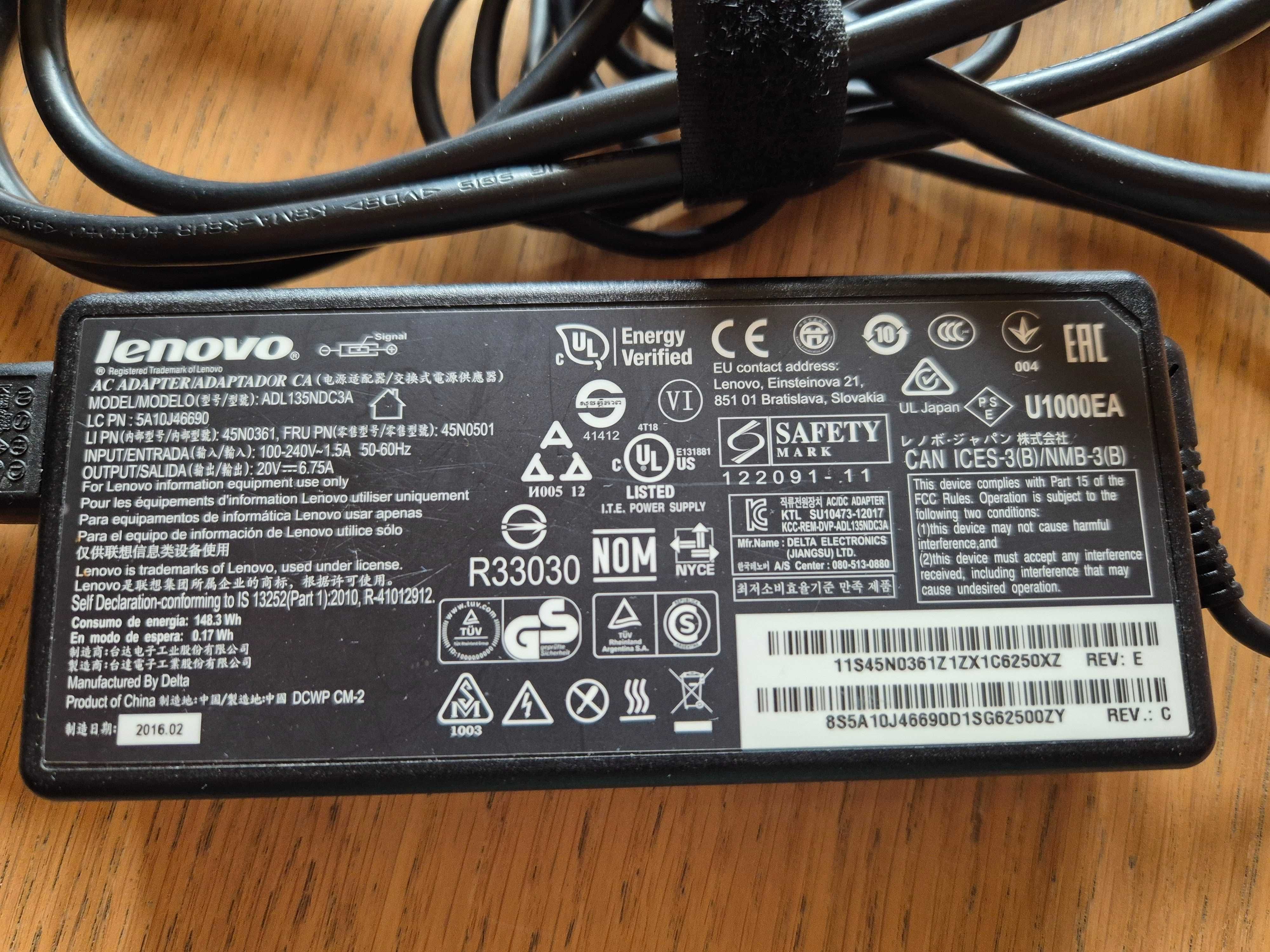 Stacja dokująca Lenovo ThinkPad Ultra Dock 40A2 + zasilacz Lenovo 135W