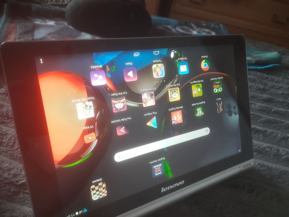 Lenovo yoga tab 10 дюймів