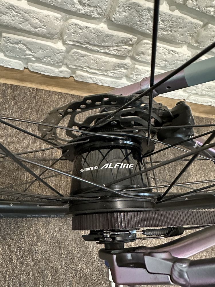 Rower na pasku Cube Hyde Race alfine8