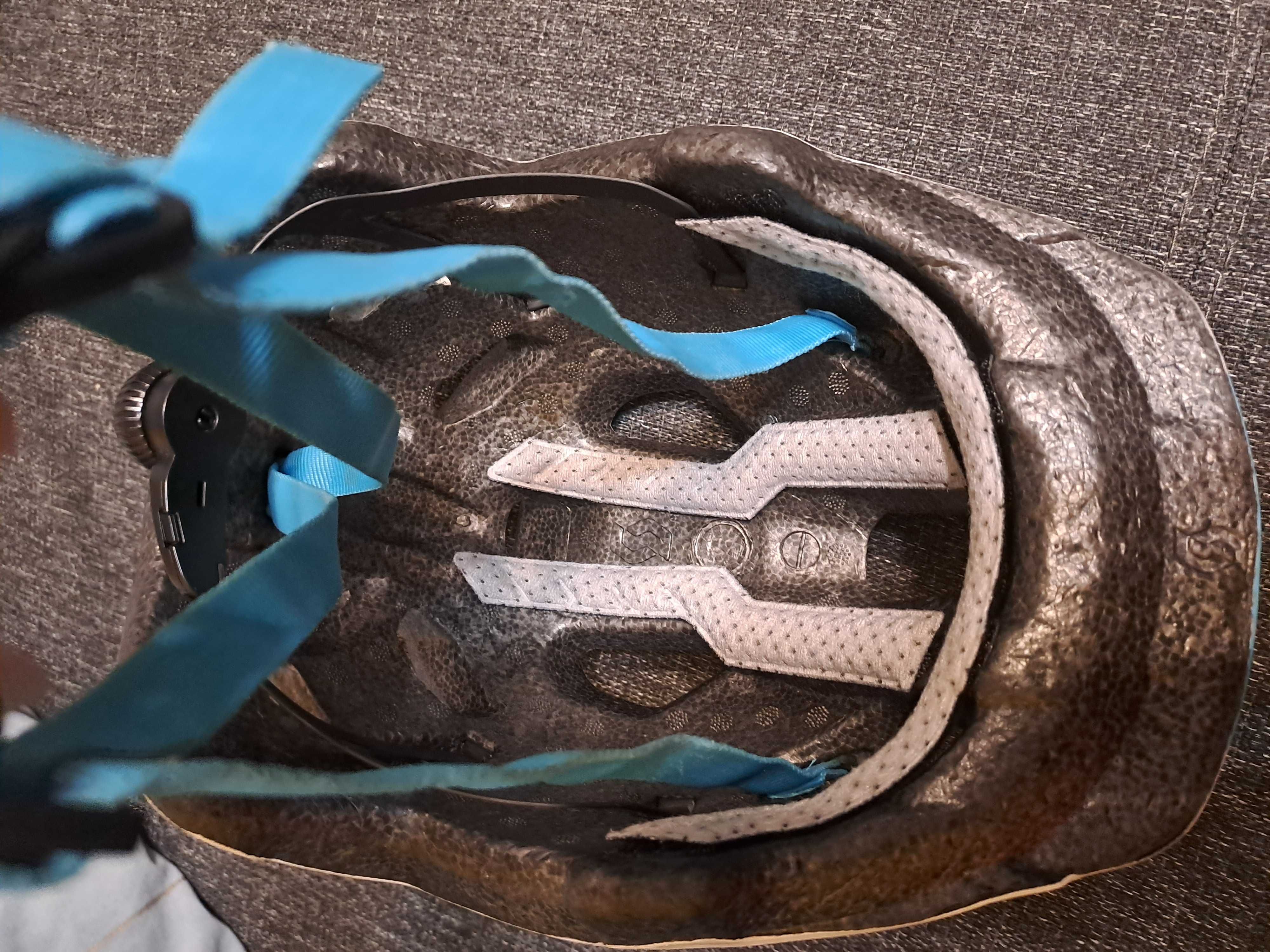 Kask dziecięcy Scott Spunto Junior r. Uniwersalny + czapka Hi-Tec
