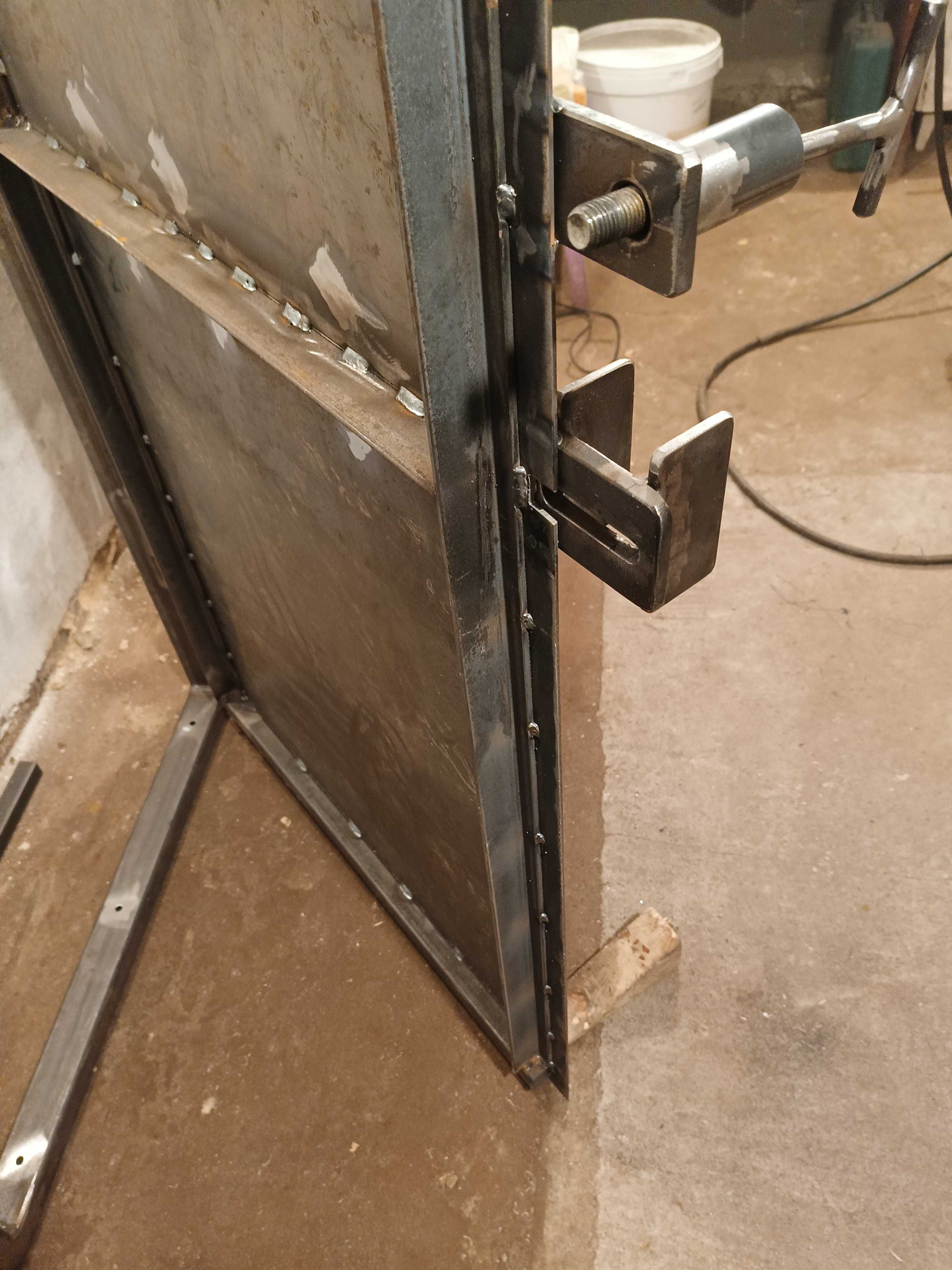 Drzwi metalowe z blachy 3 mm