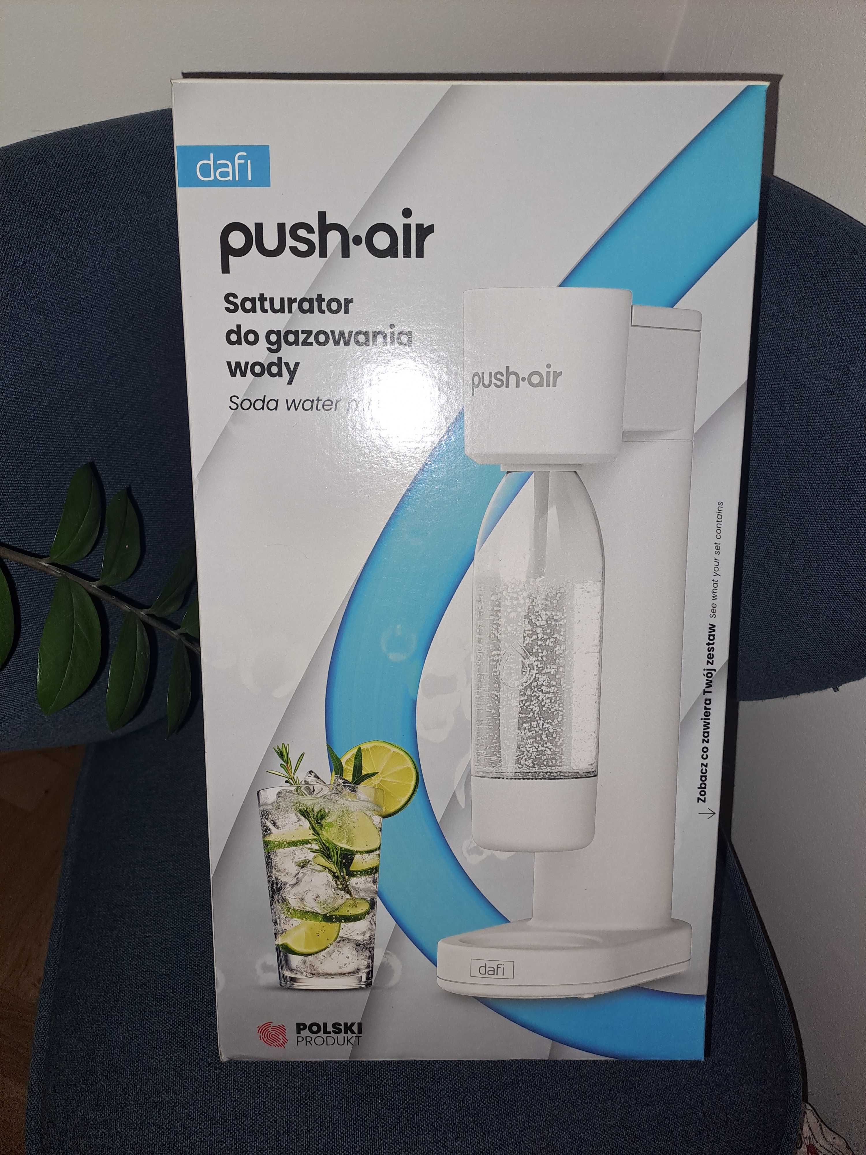 Dafi saturator PushAir biały + nabój CO2 + butelka 0,7L