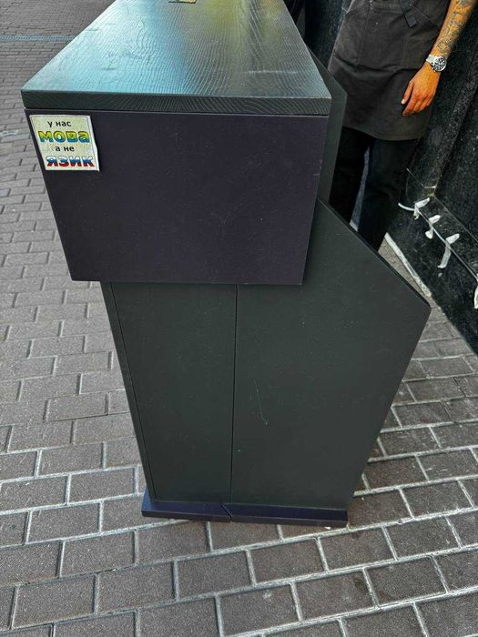 Барна стійка/ширма для коктейлів. Якисні матеріали. Ціна 6900 грн