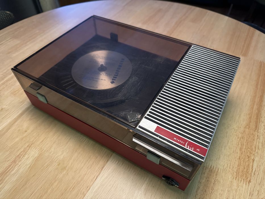 Gramofon Telefunken Mister Hit - brak igły, sprzedaje jako uszkodzony