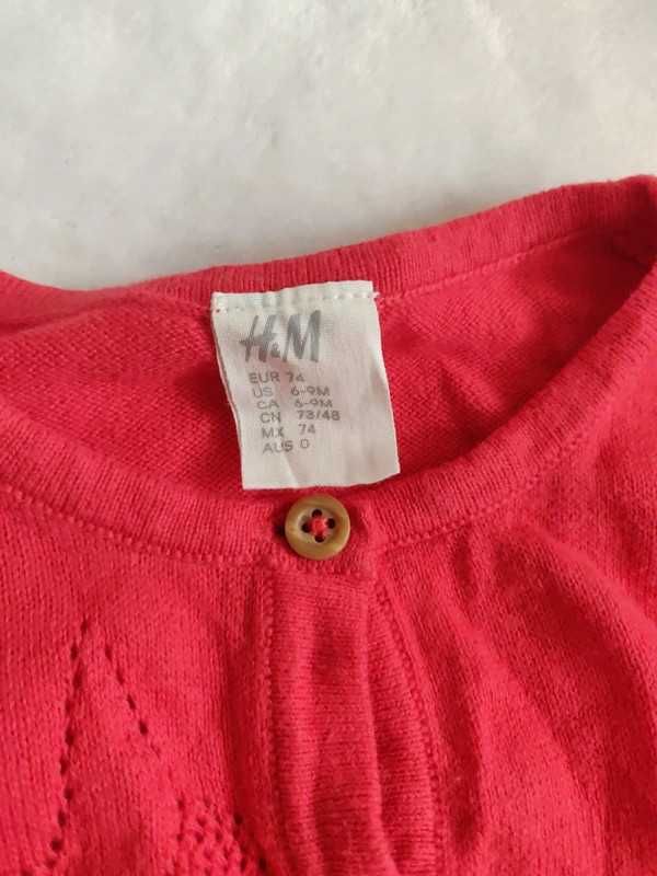 Rozpinany sweter firmy h&m w rozmiarze 74. Czerwony w wisienki