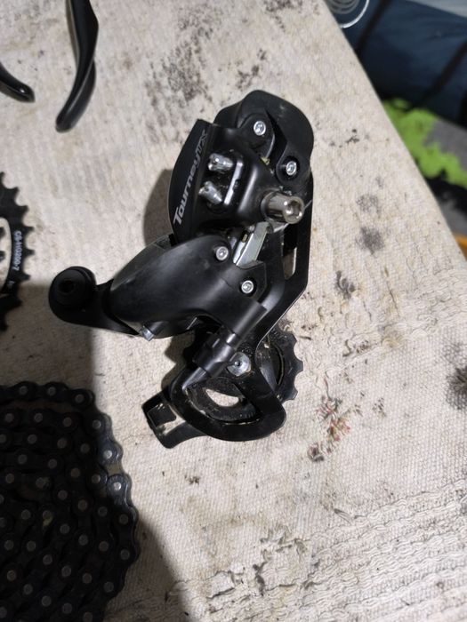 Manetes de estrada e grupo Shimano 2x7v