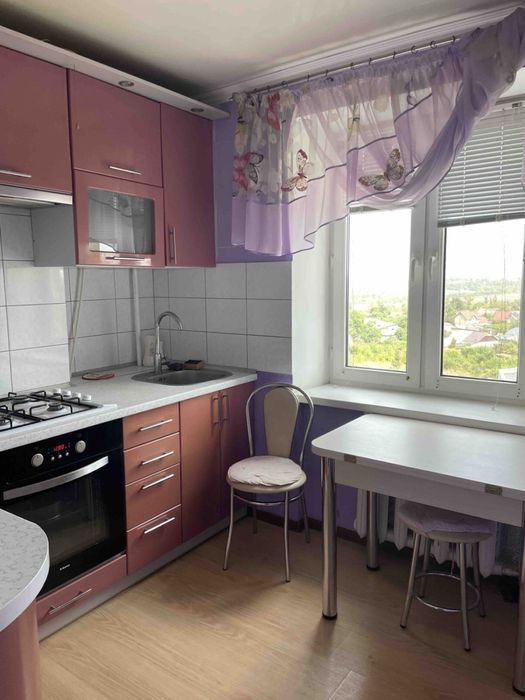 Оренда 2-х кімннатної в центрі міста на 95 кварталі