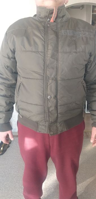 Продам мужскую куртку б.у.