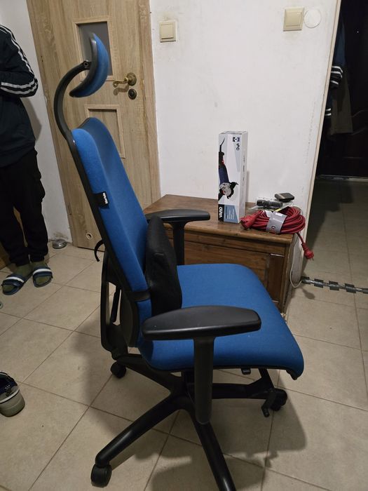 Biurowe krzesło MARTELA