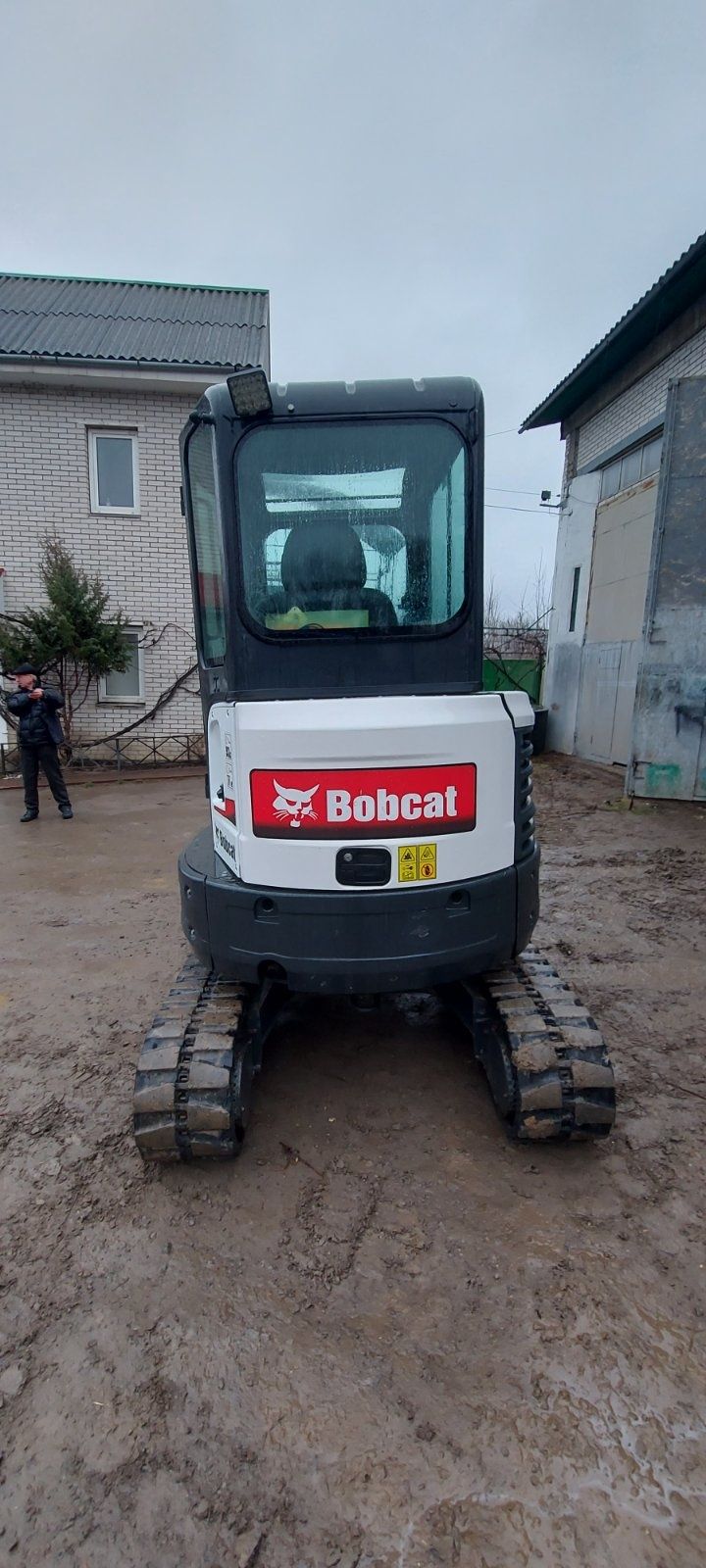 Продам ескаватор Bobcat E25