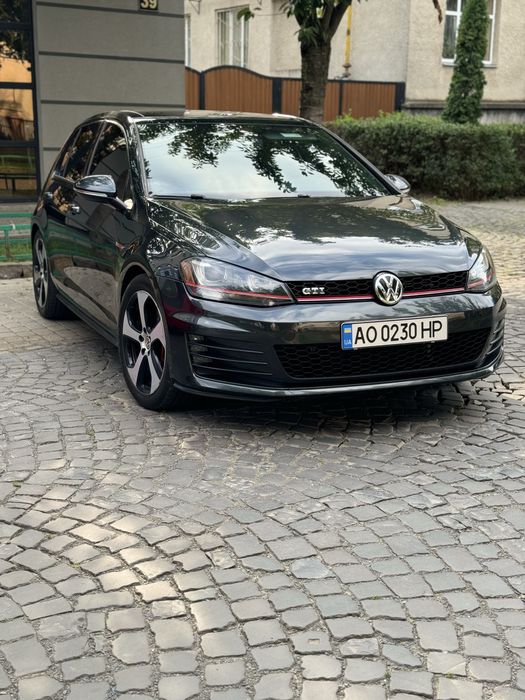 Volksvagen Golf 7 GTI 2015 2.0 Бензин