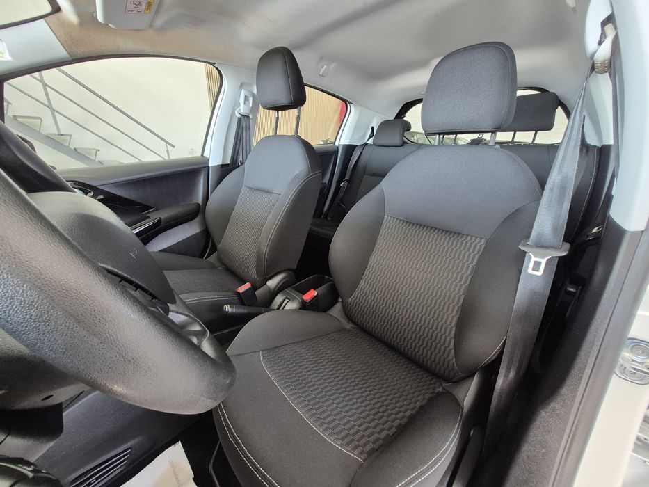 Peugeot 208 - 46.000KM - 2018 | GARANTIA