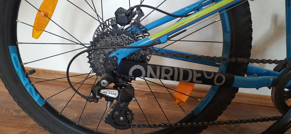 Велосипед Cube ACID 240 DISC reefblue-kiwi-red