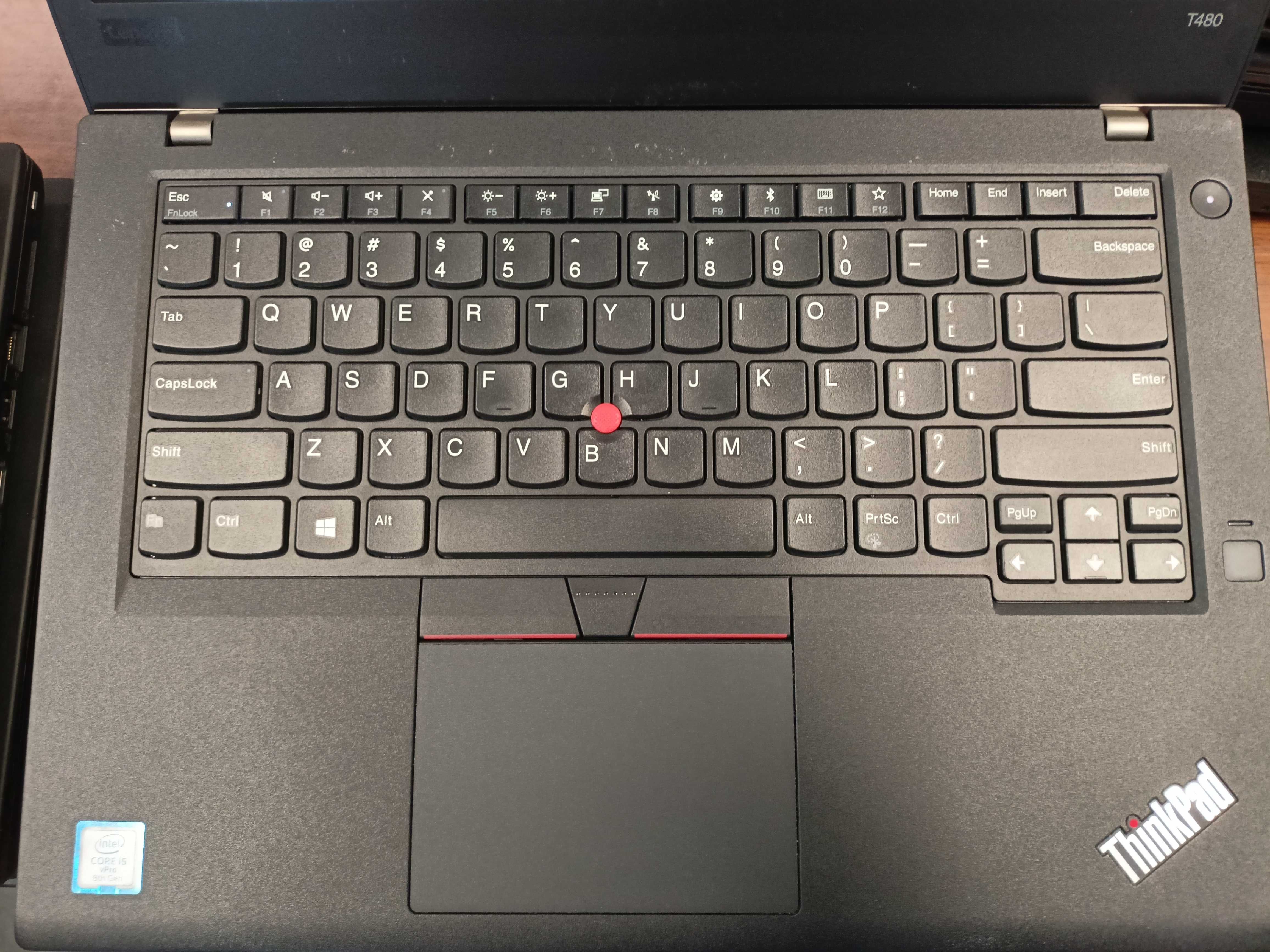 Lenovo ThinkPad T490 i5-8365u 24gb 512gb 14" IPS FHD GW12MC FV23 RATY0