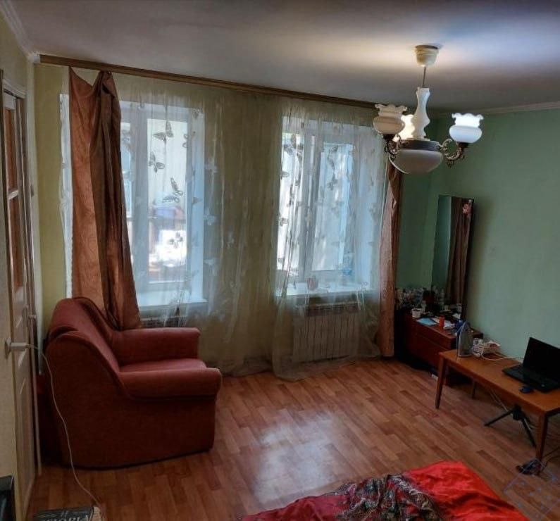 Продам 1-ком. квартиру в центре. Александровский проспект. (738-828)
