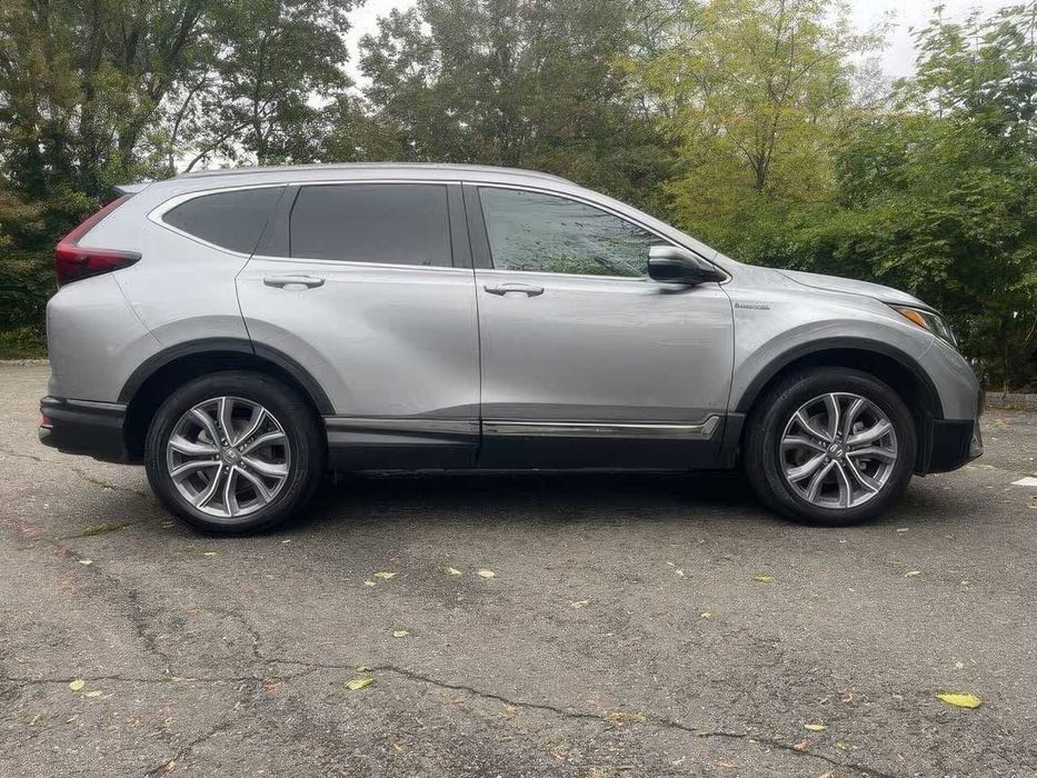Honda CR-V Hybrid Touring      2022