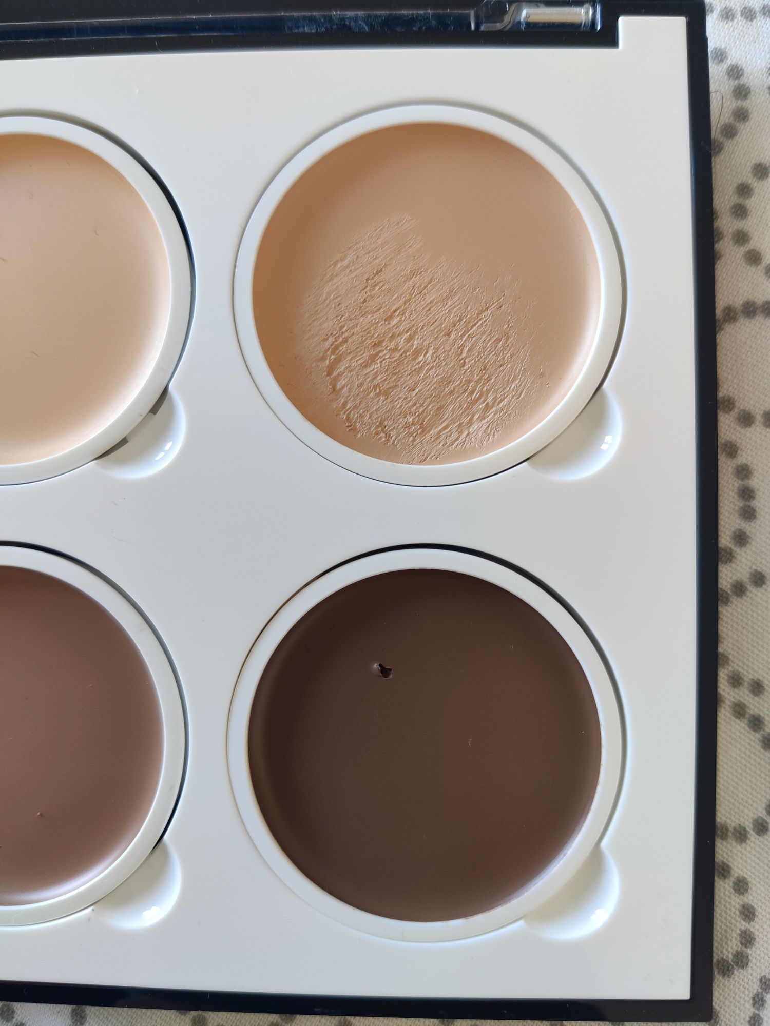 NYX - Highlight & Contour Cream Pro Palette