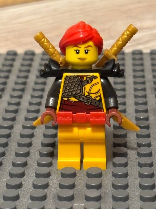 Продам лот фигурок