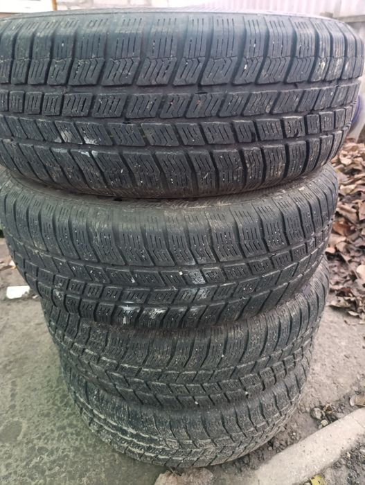 Резина 215*70 r16 Barum зима