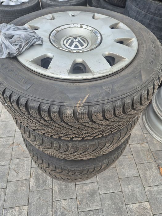 Felgi z oponami zimowymi 15cali vw