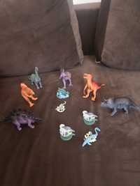 Dinozaury plastikowe figurki