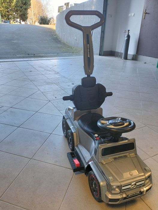 Jeździk pchacz samochód dla dzieci