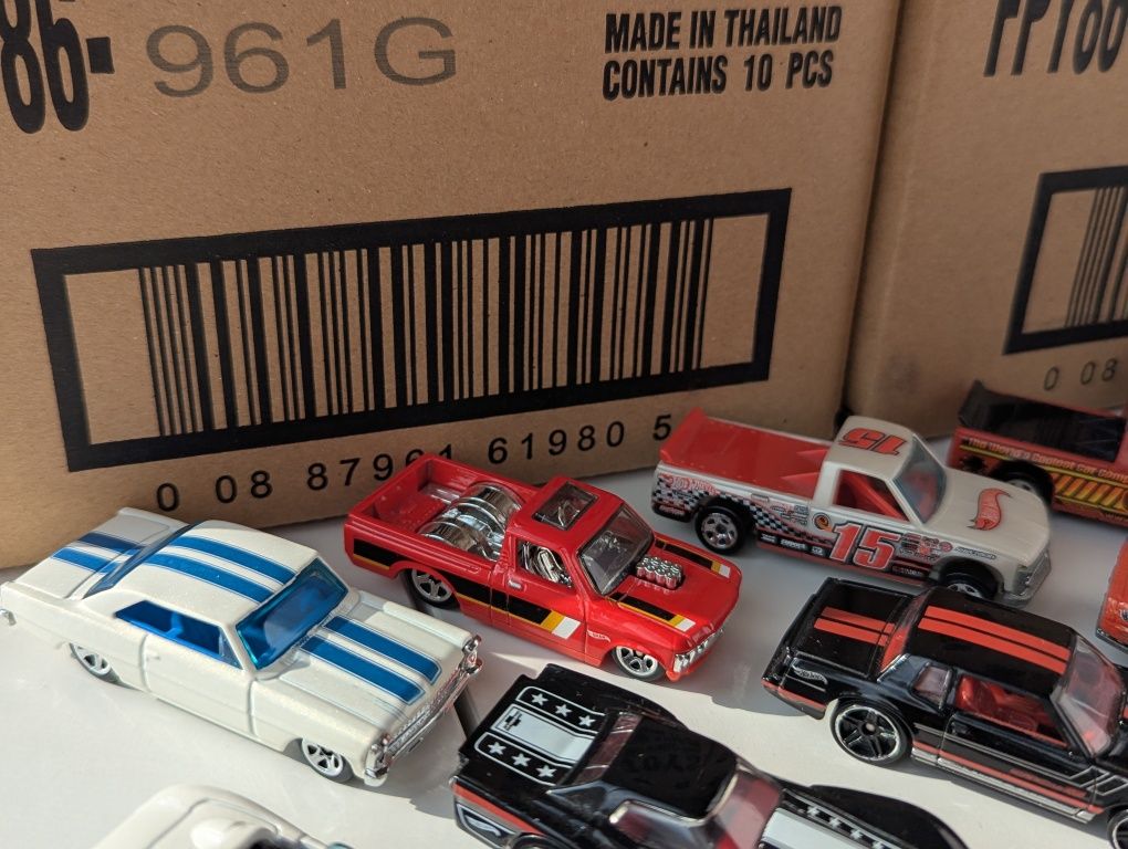 Шикарний лот Американців хот вілс Шевроле hot wheels chevy Chevrolet