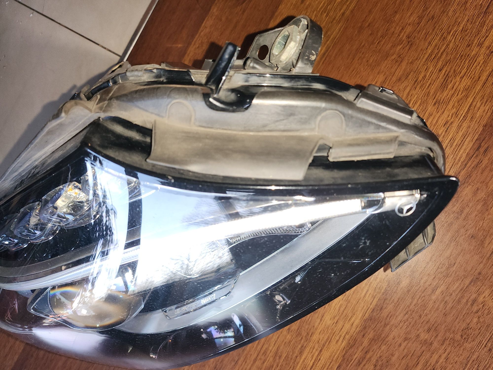 Prawa lampa Mercedes C205 Led HIGH PERFORMANCE cała nie naprawiana org