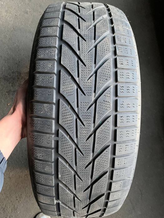 Зимние шины Toyo Snowprox s953 225/60 R17