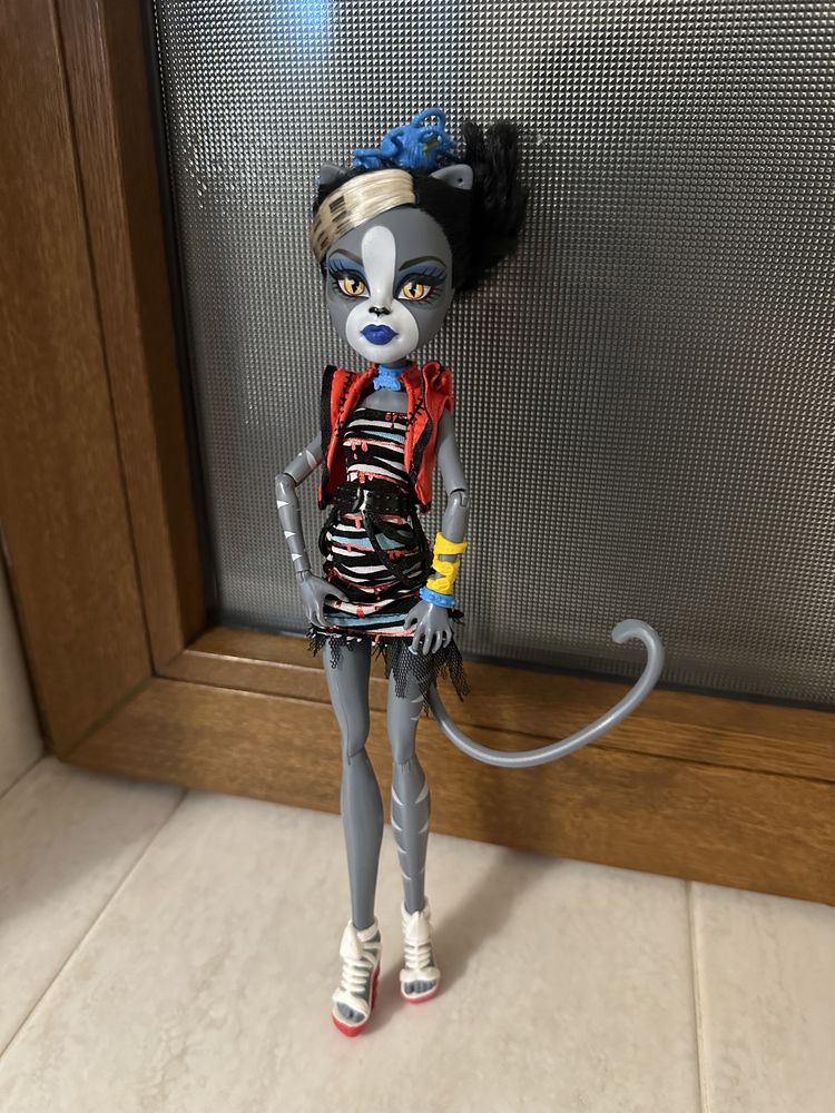 Monster high Пурсефона