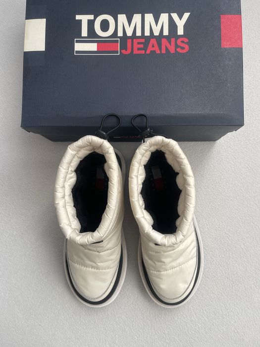 Дутики, ботинки, сапоги Tommy Hilfiger