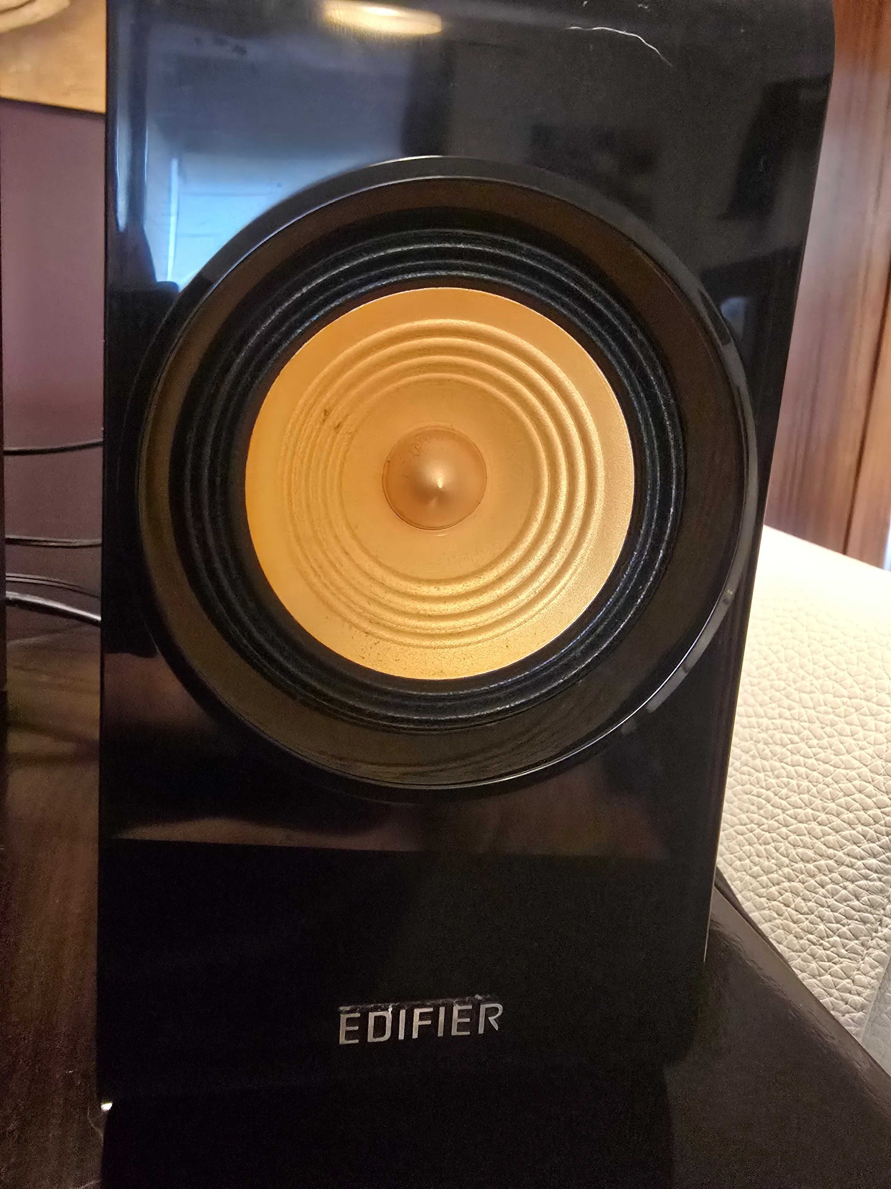 Colunas 2.1 Edifier P3060