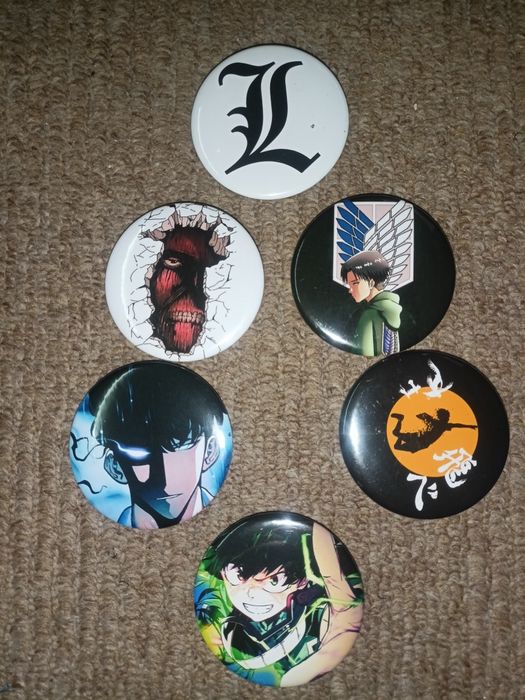 Значки с принтами