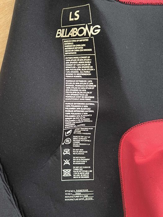 Fato Surf NOVO Billabong Wetsuit Foil com gorro