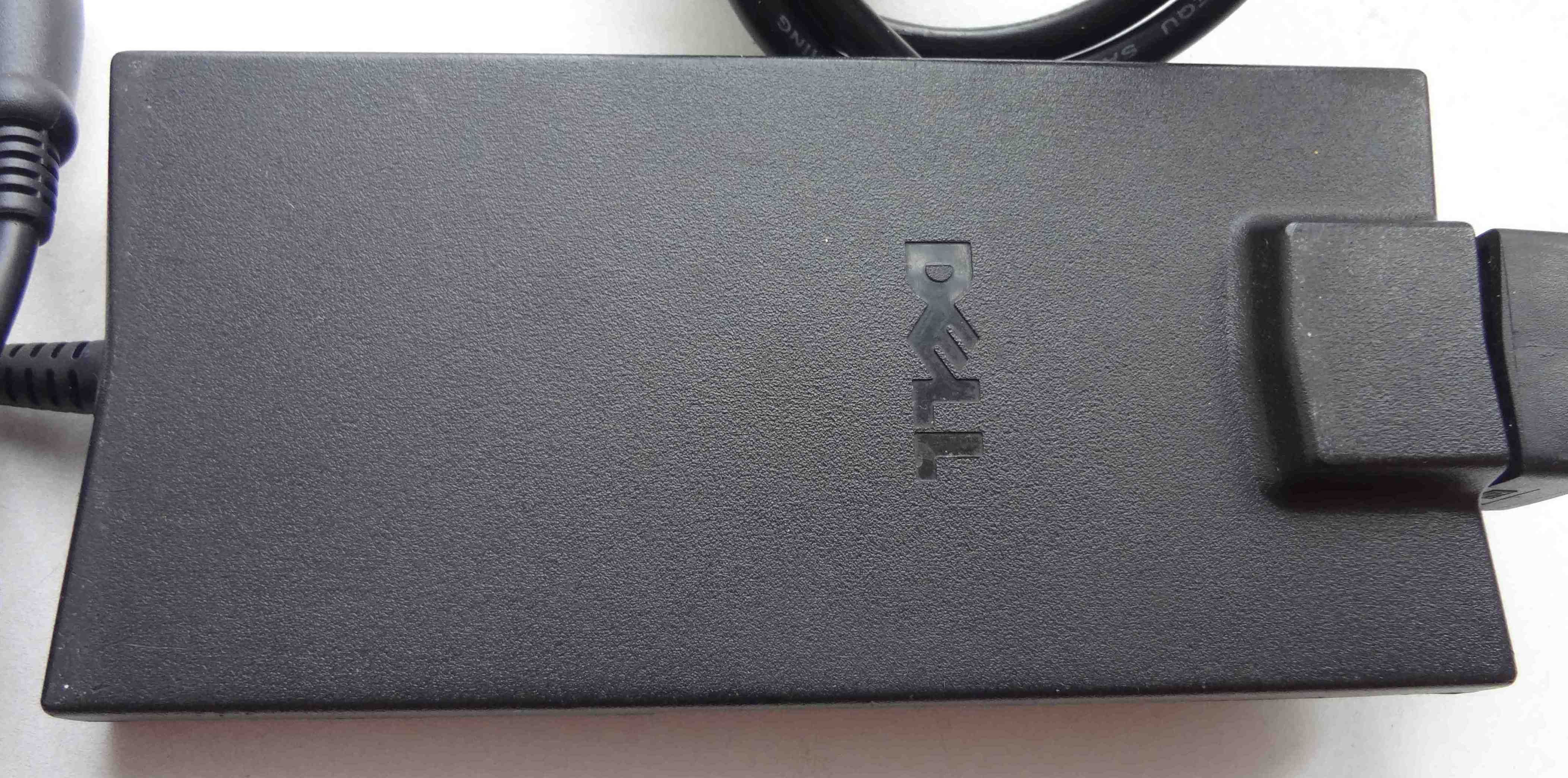 Блок питания Dell 19.5V 4.62A DA90PE1-00 зарядное устройство